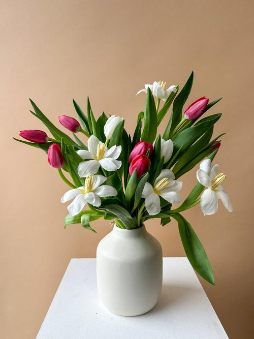 Vancouver Holiday Tulip Bunches - Vancouver Flower Delivery