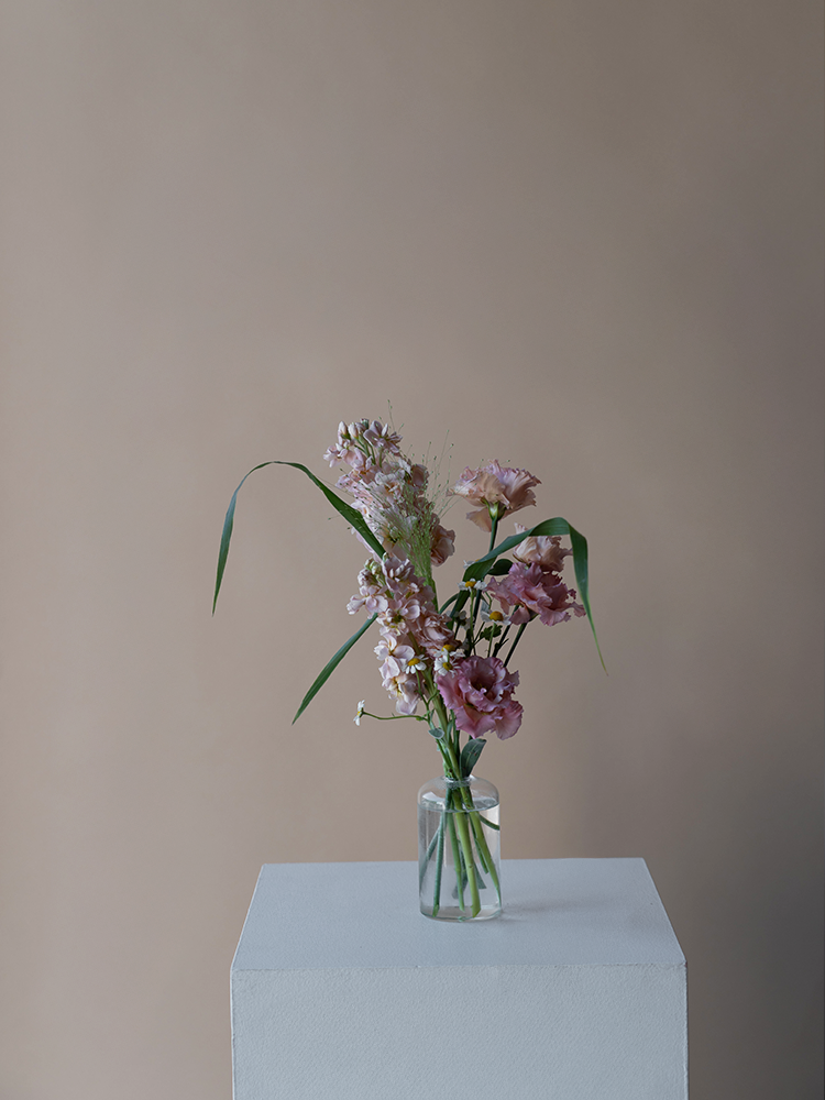 Vancouver Florist - Vancouver Flower Delivery - Bud Vase Arrangement